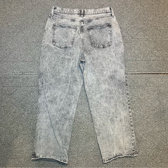 Universal Thread Vintage Straight Jeans Womens Size 12/25 Gray Denim Cropped - Picture 10 of 11